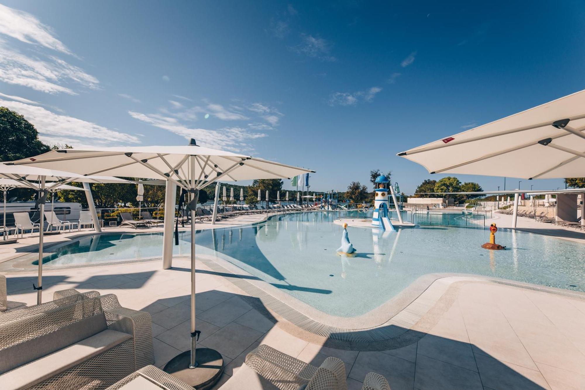 Maistra Camping Vestar Pitches โรวีน ภายนอก รูปภาพ